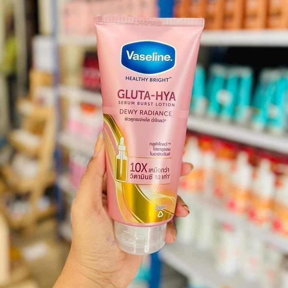 Vaseline Gluta-Hya Dewy Radiance Serum-In-Lotion 200ml (India)