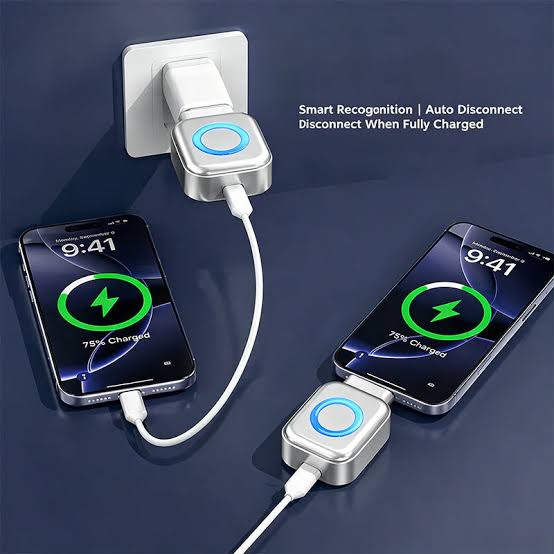 Auto Power-Off Fast Charging Adapter Auto Eject