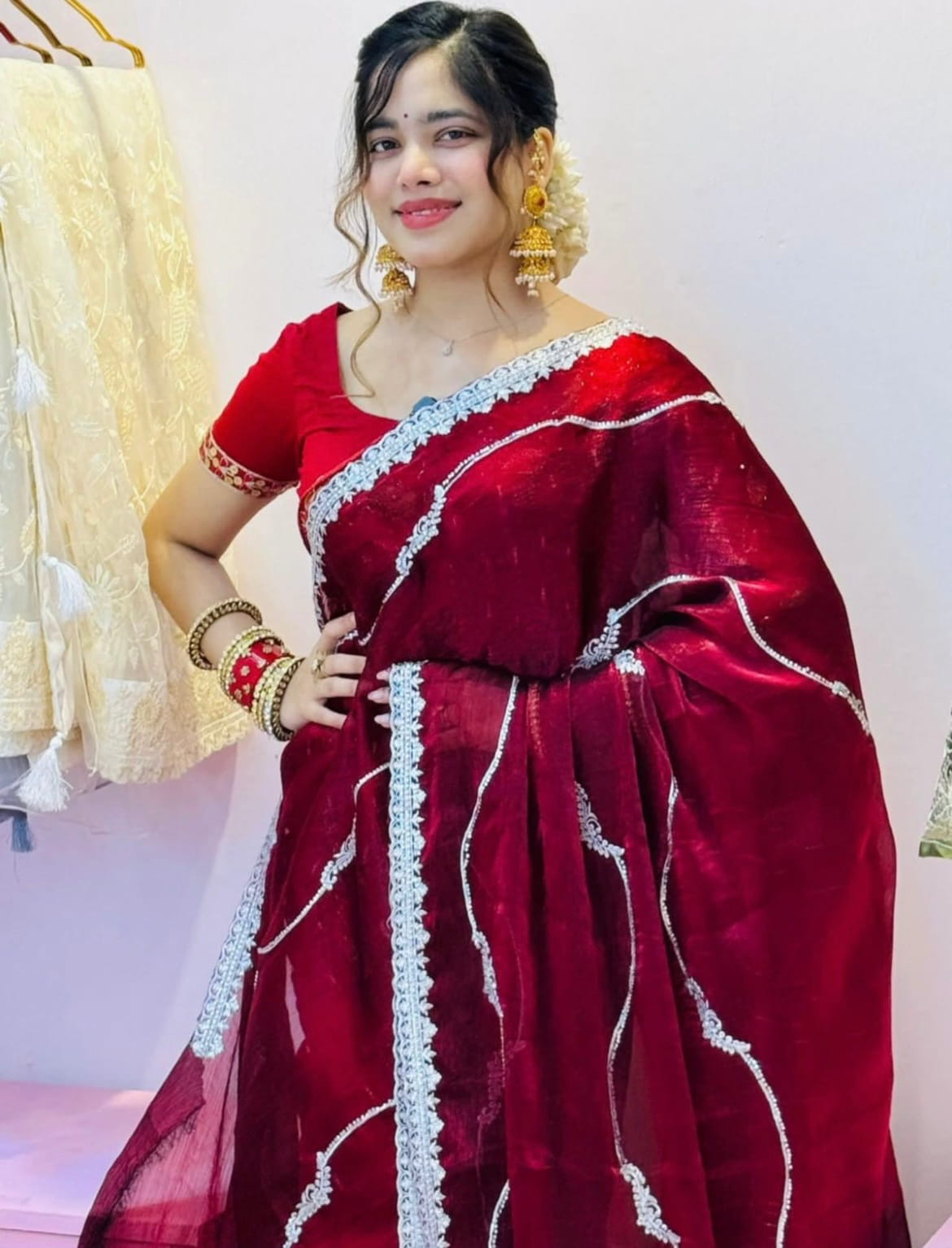 জিমিচু পার্টি শাড়ি