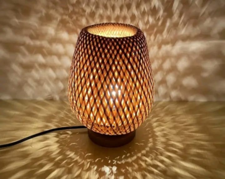 Egg shape table lamp