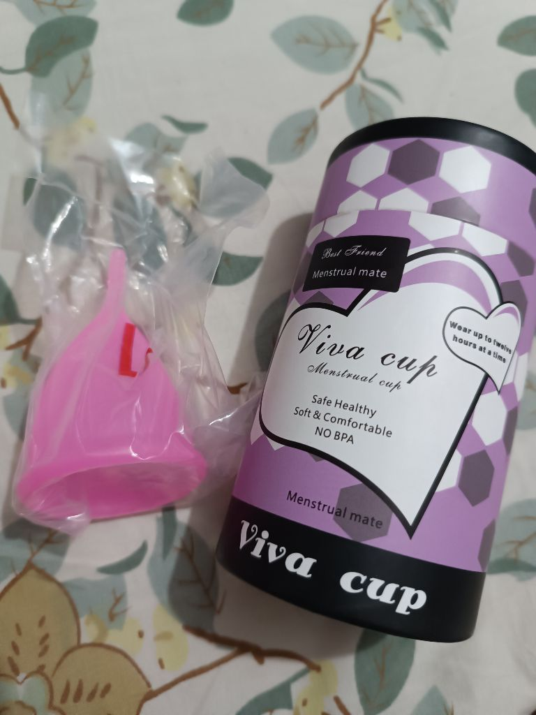 🌸 Viva Cup Silicone Reusable Menstrual Cup – Size S