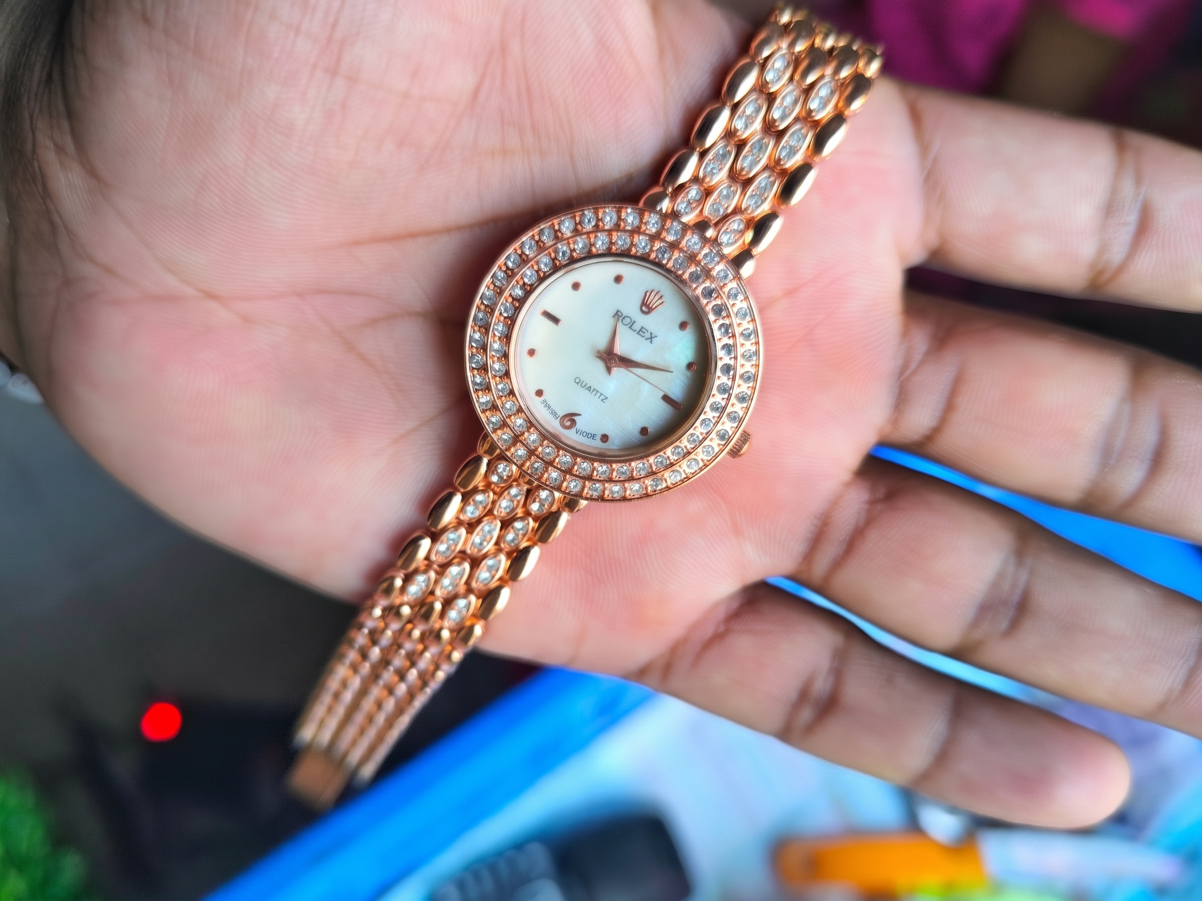 Rose Gold Diamond Design Ladies Watch For Gift Box– মেয়েদের ঘড়ি গিফট বক্স সহ